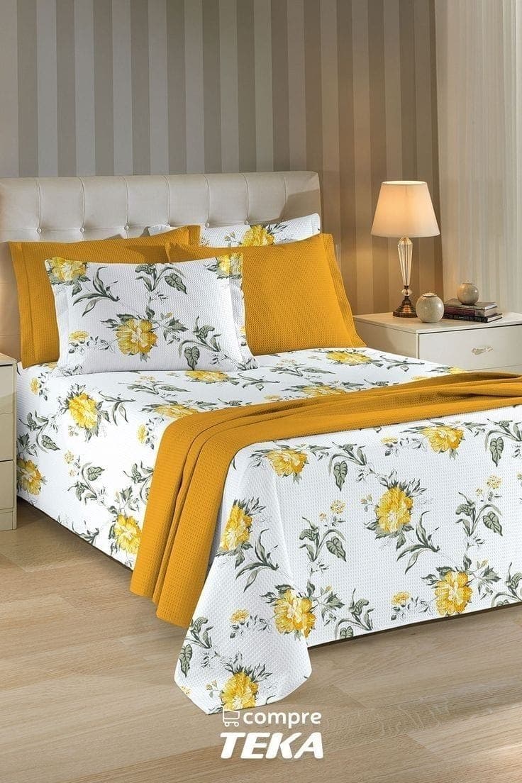 Jimmy Flowered 7-Piece Fitted Bedsheet Set – 6×6 — view 5